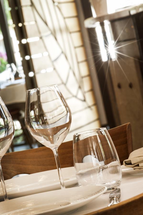 Logis Hotel Restaurant Des Gorges Du Tarn Florac Екстериор снимка
