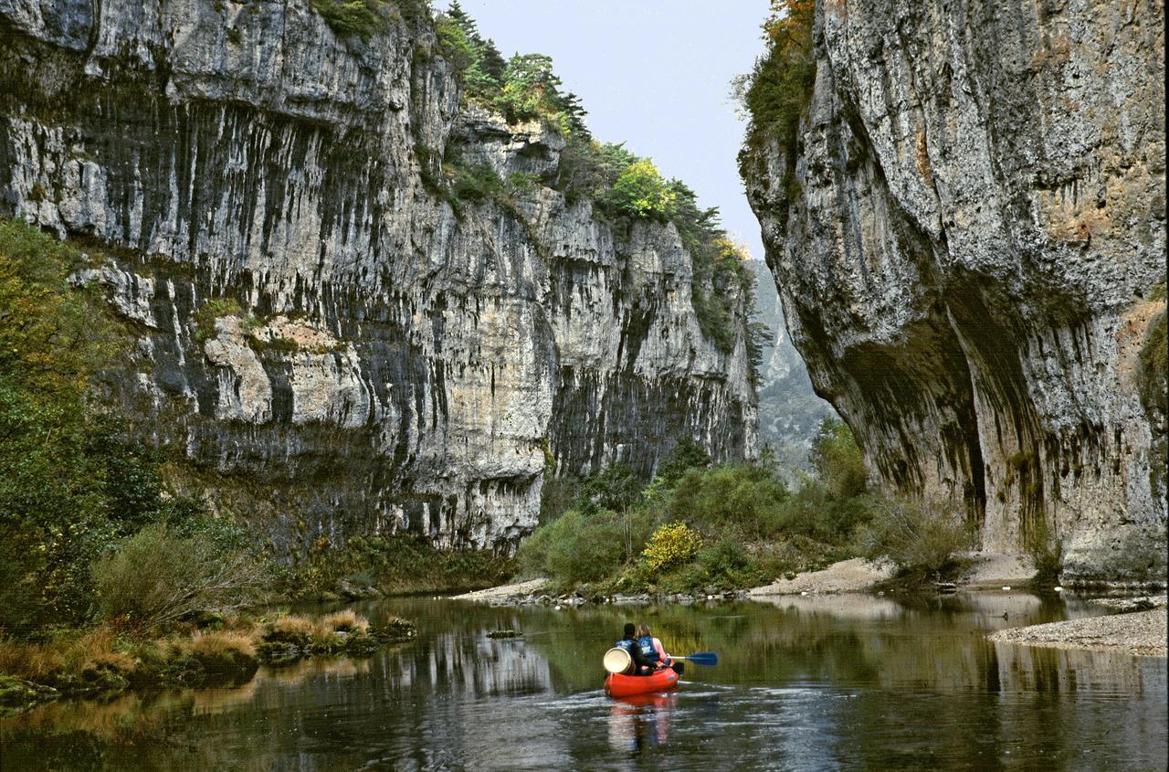 Logis Hotel Restaurant Des Gorges Du Tarn Florac Екстериор снимка