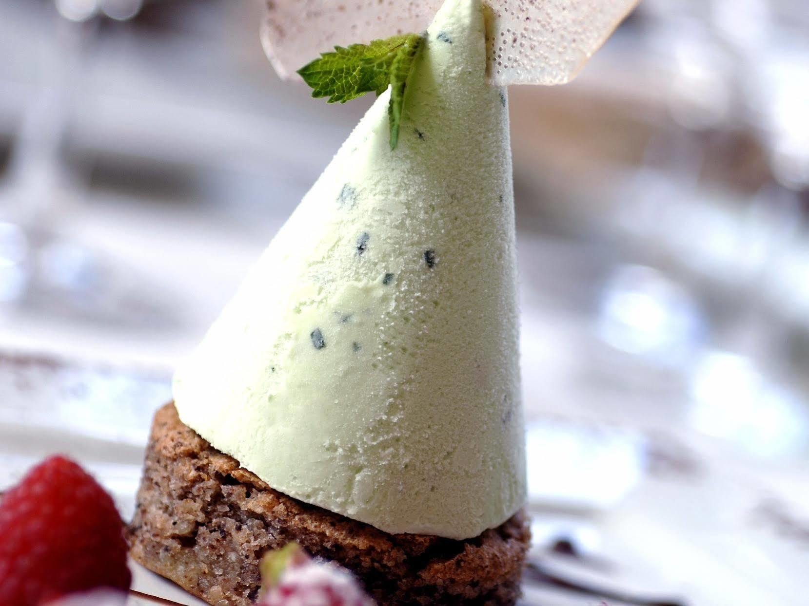 Logis Hotel Restaurant Des Gorges Du Tarn Florac Екстериор снимка